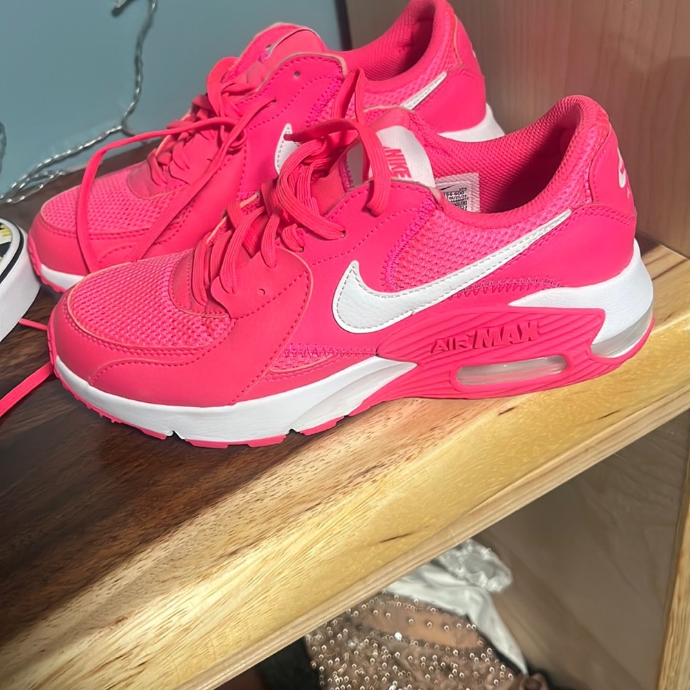 Nike Women's Air Max Excee Sneaker